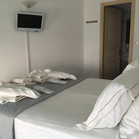 Kifines Suites Folegandros Town ภายนอก รูปภาพ