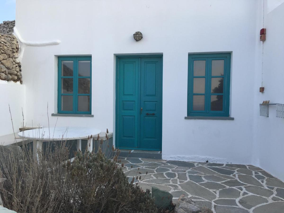 Kifines Suites Folegandros Town ภายนอก รูปภาพ