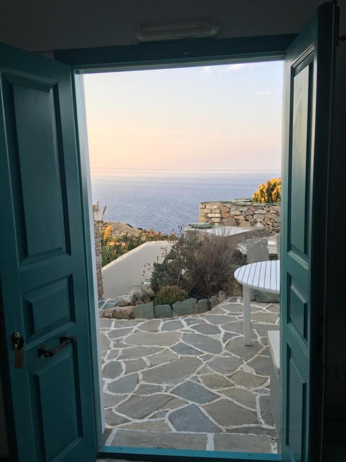 Kifines Suites Folegandros Town ภายนอก รูปภาพ