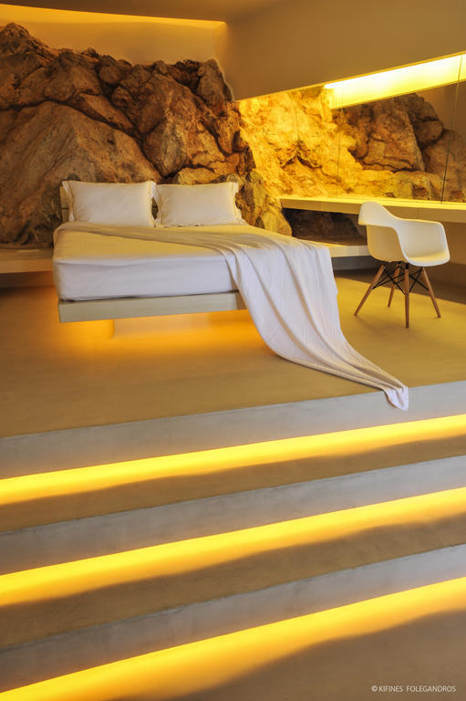 Kifines Suites Folegandros Town ภายนอก รูปภาพ